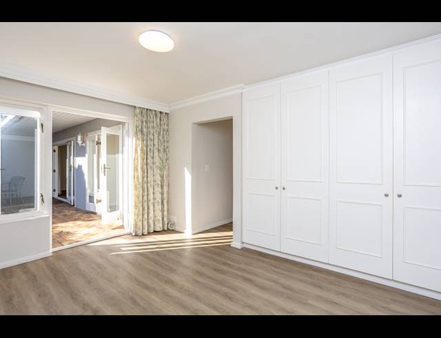 2 BEDROOM FREEHOLD TO LET IN NEWLANDS